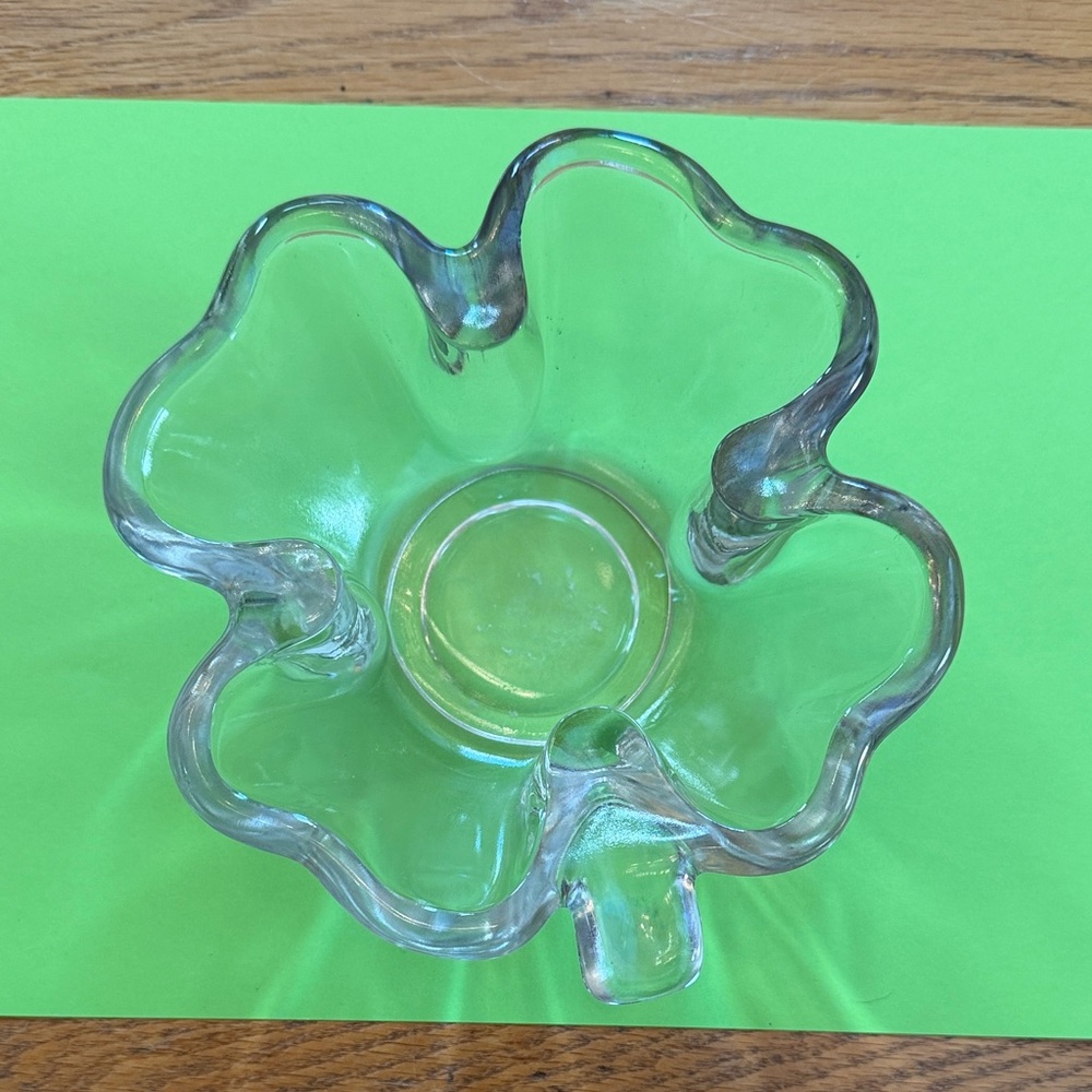 Shamrock Elegant Clear 4 Leaf Clover Thick Glass Bowl